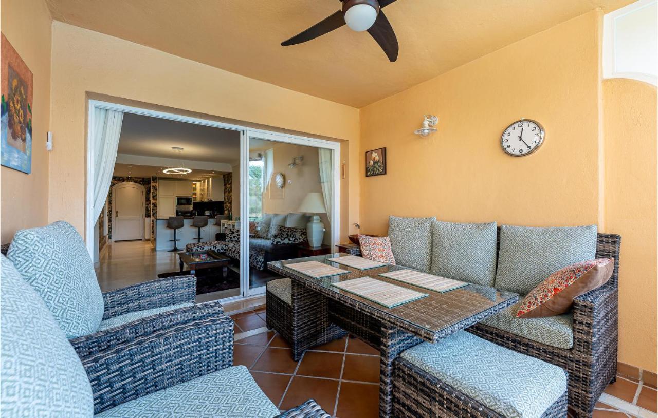 2 Bedroom Gorgeous In Marbella-elviria Appartement Marbellac