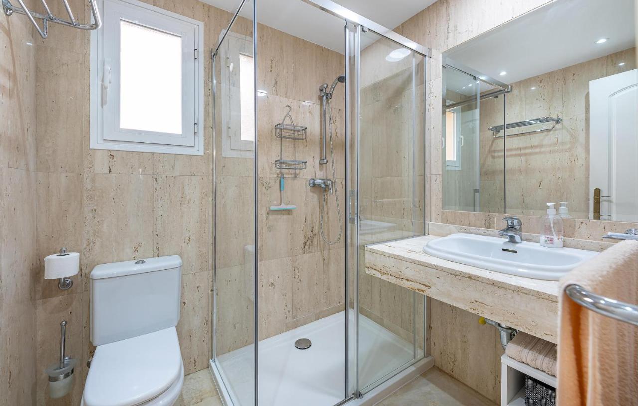 2 Bedroom Gorgeous In Marbella-elviria