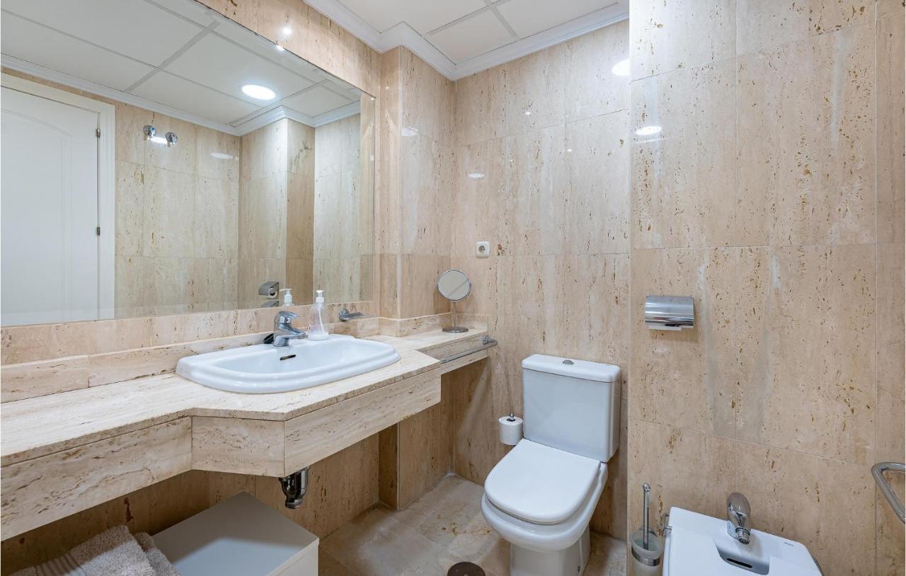 2 Bedroom Gorgeous In Marbella-elviria Appartement